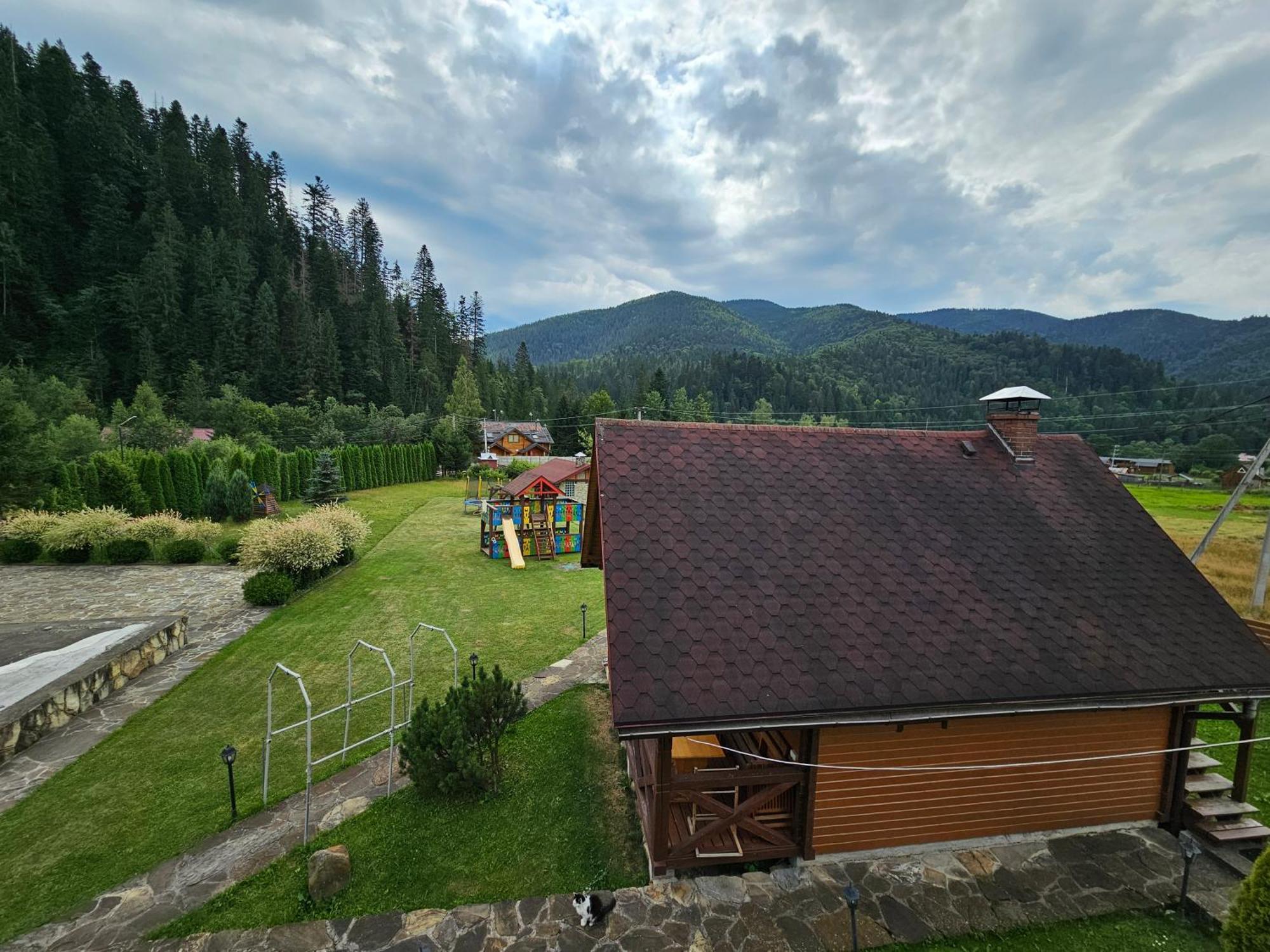 Guesthouse Kolo Druziv Tatarów Zewnętrze zdjęcie