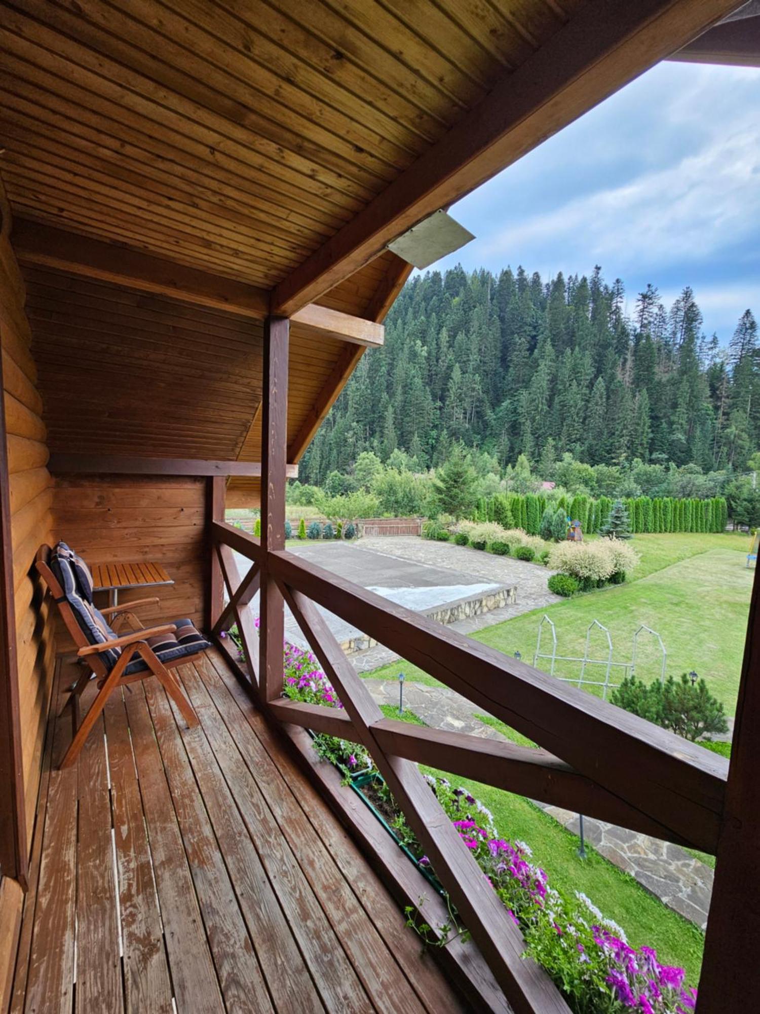 Guesthouse Kolo Druziv Tatarów Zewnętrze zdjęcie