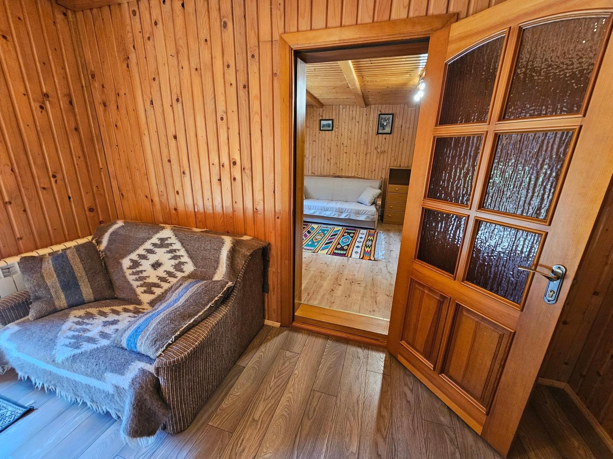 Guesthouse Kolo Druziv Tatarów Zewnętrze zdjęcie