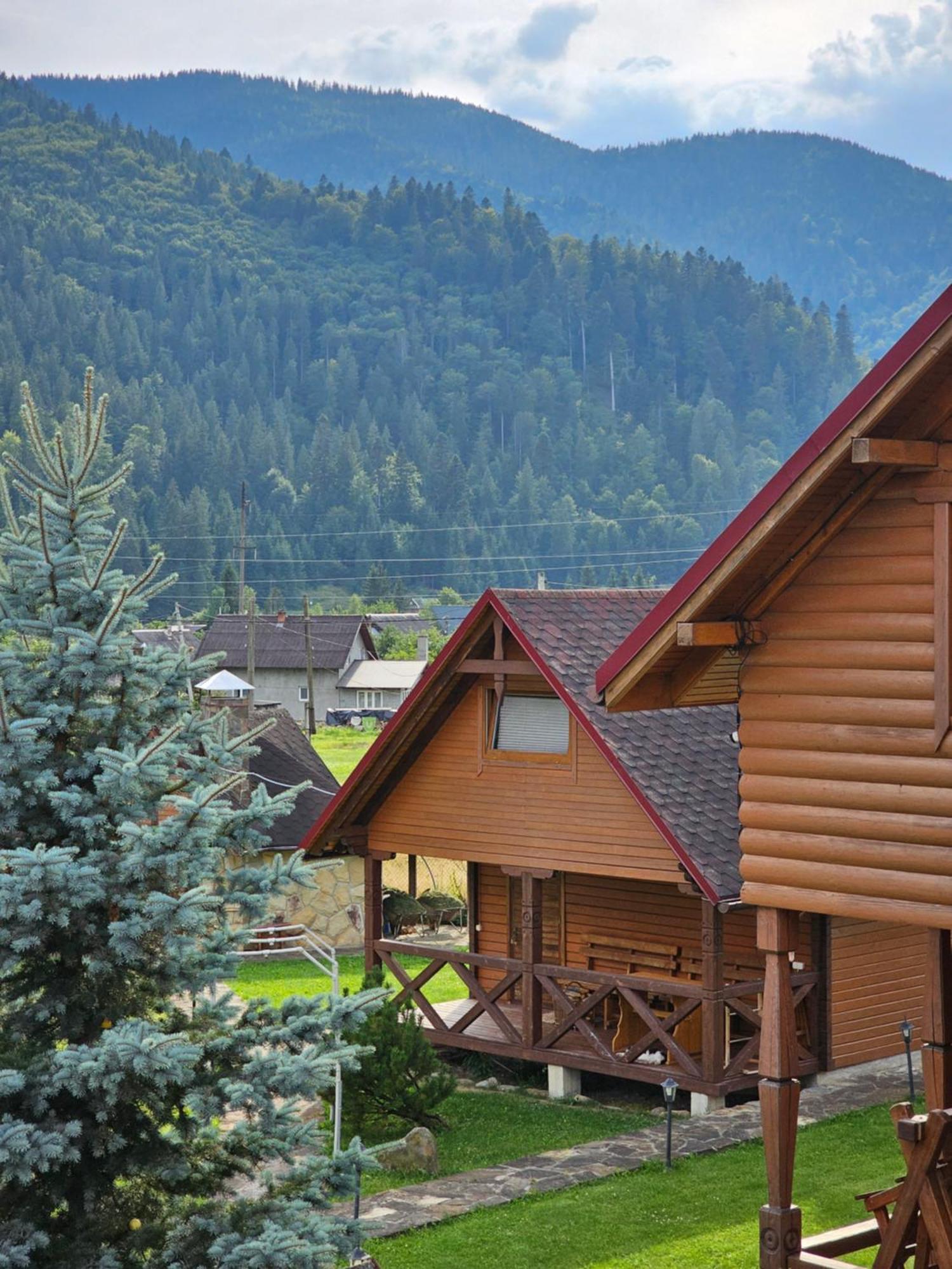 Guesthouse Kolo Druziv Tatarów Zewnętrze zdjęcie