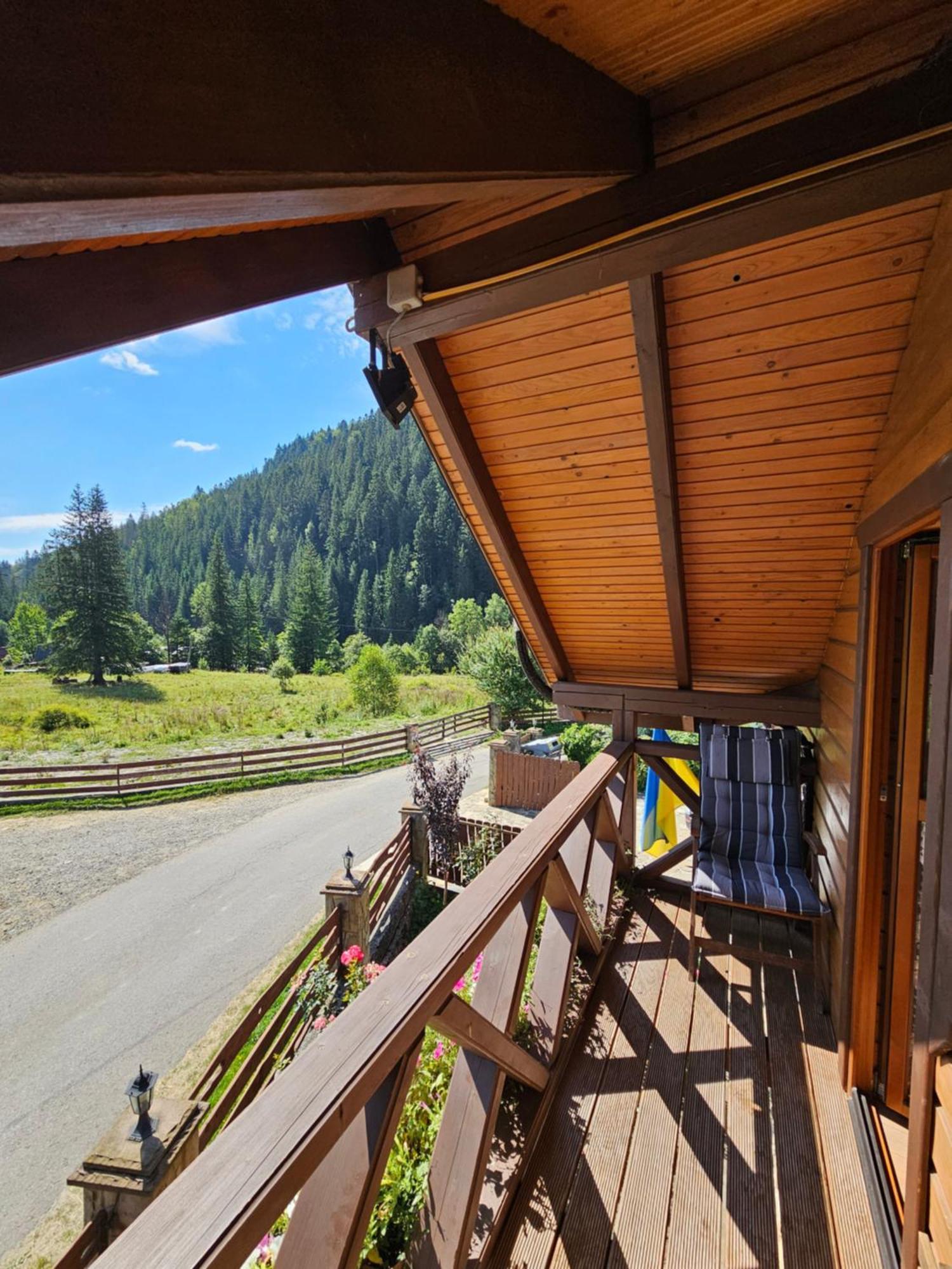 Guesthouse Kolo Druziv Tatarów Zewnętrze zdjęcie