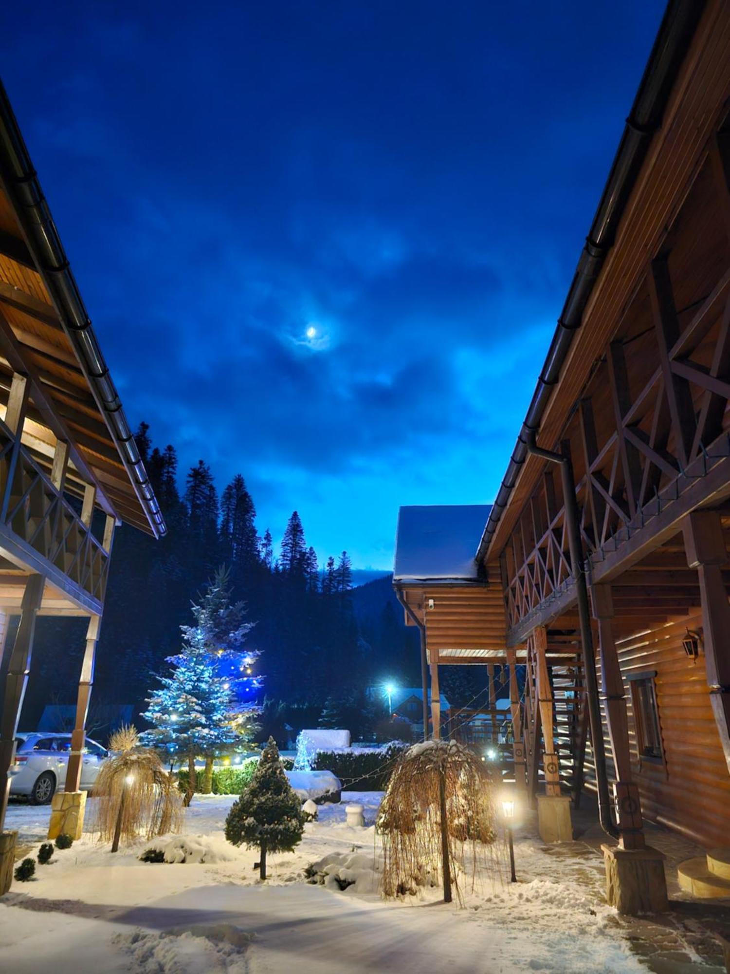 Guesthouse Kolo Druziv Tatarów Zewnętrze zdjęcie